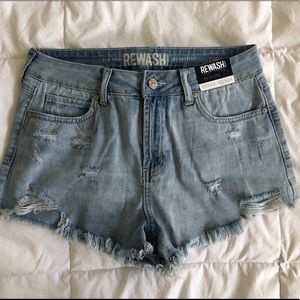 // Rewash High-Rise Jean Shorts //